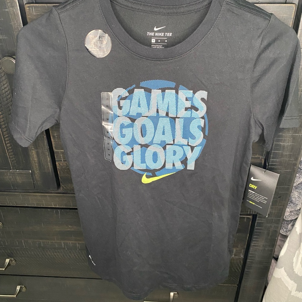 Boys Nike Dry Fit Tshirt New